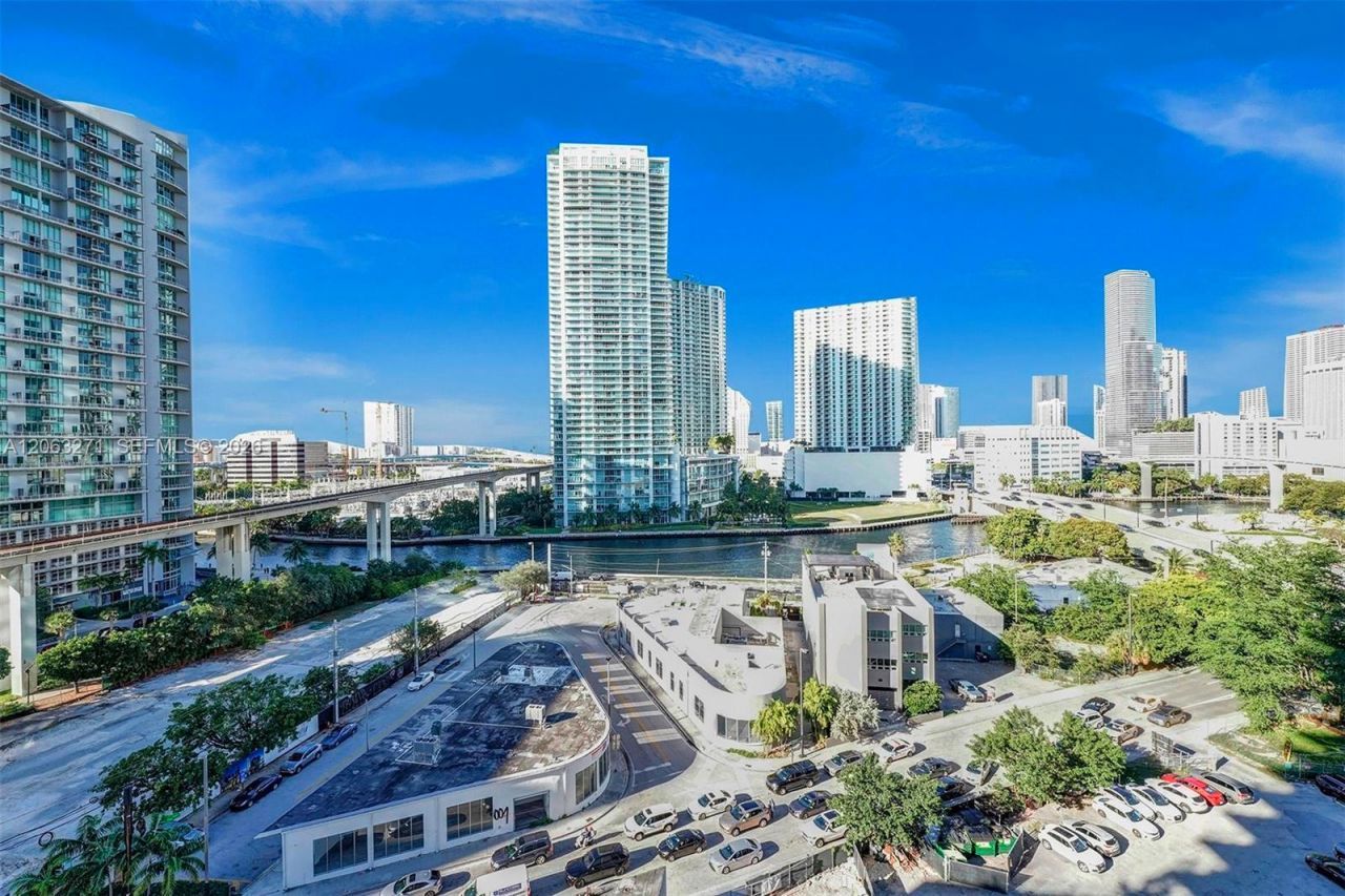 88 SW 7th St, Unit 2106, Miami, FL 33130 Photo