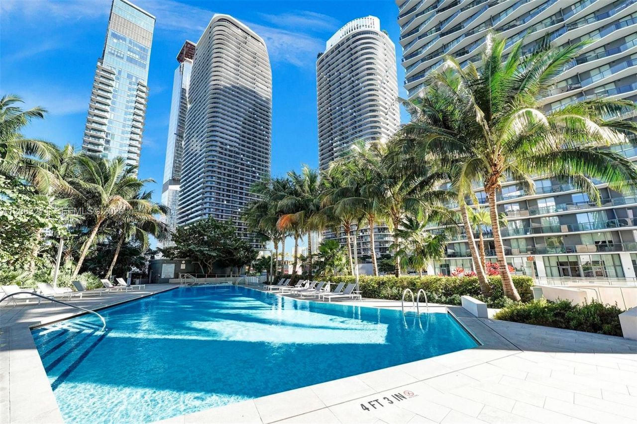 88 SW 7th St, Unit 2106, Miami, FL 33130 Photo