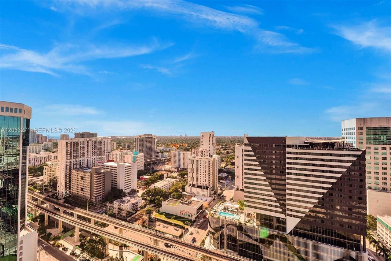 88 SW 7th St, Unit 2106, Miami, FL 33130 Photo