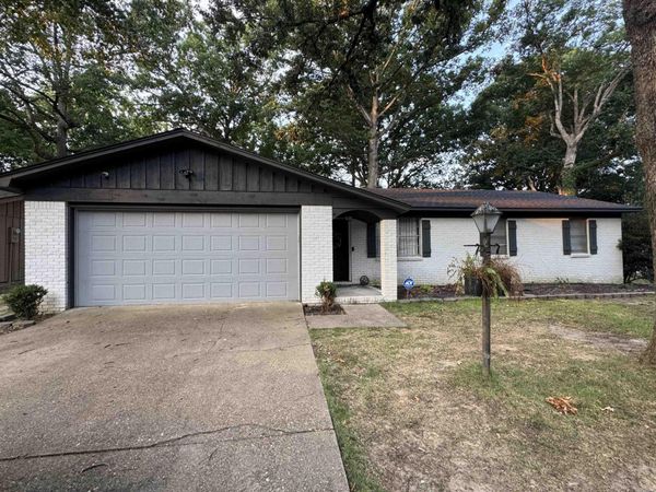 600 Bristol Drive , Bryant, AR 72022