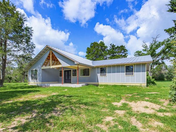 1156 County Road 437 N, Harwood, TX 78632