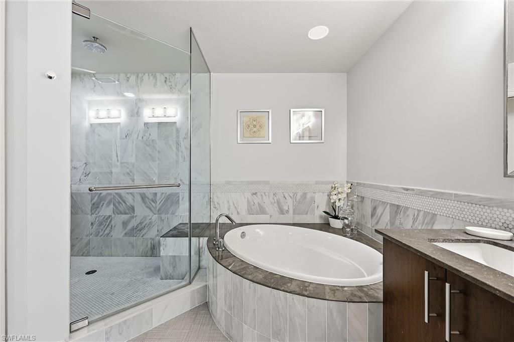 9123 Strada Pl , Unit 7306, Naples, FL 34108 Photo