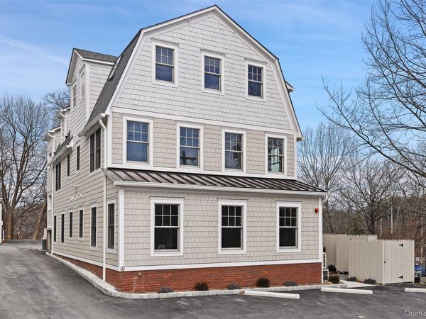 5 Edgemont Road , Unit 1, Katonah, NY 10536