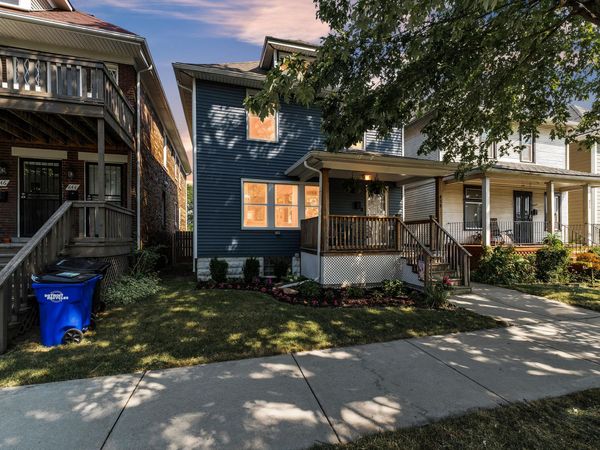 838 W Philadelphia Street, Detroit, MI 48202