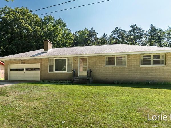 18452 168th Avenue, Spring Lake, MI 49456