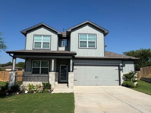 101 Lbj LN , Kyle, TX 78640