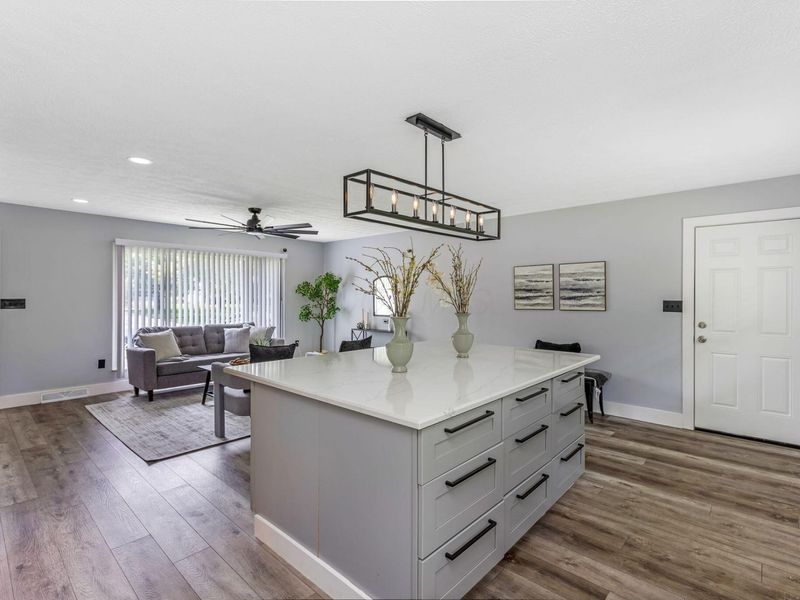 820 W Main Street, Westerville, OH 43081 Photo 16