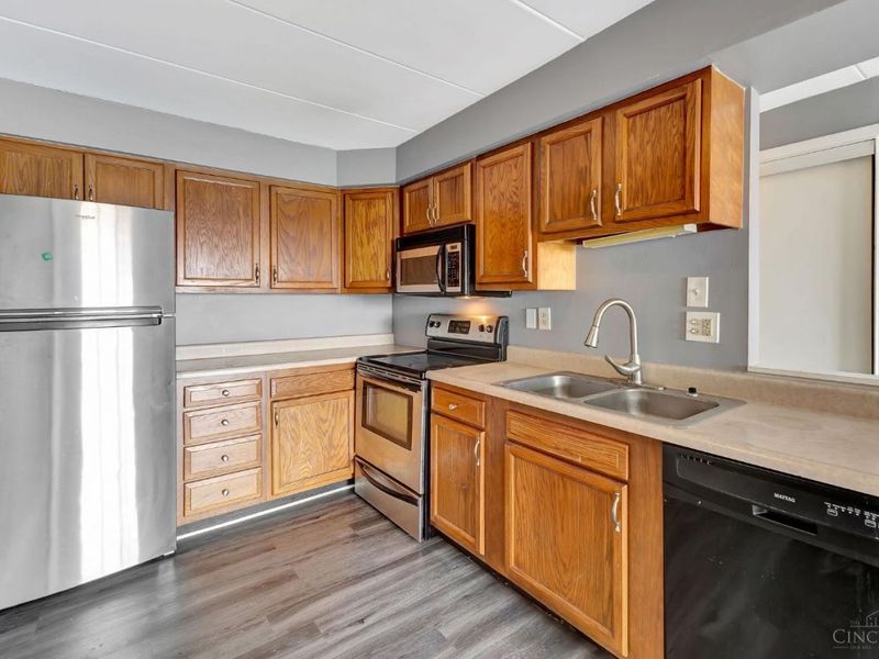 2691 Lehman Road, Unit 16, Cincinnati, OH 45204 Photo 16