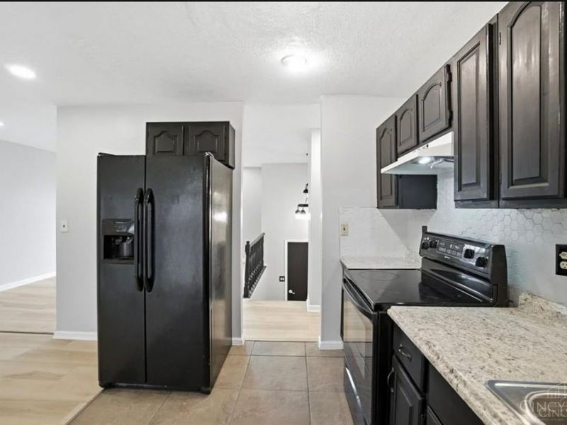 9925 Grasscreek Court, Colerain Township, OH 45231 Photo 7