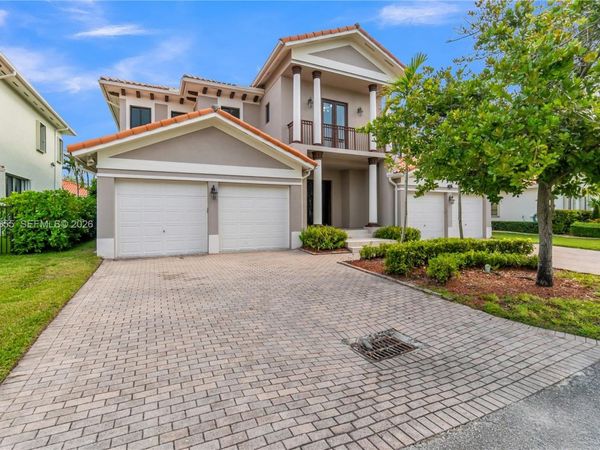 7965 SW 195th St , Cutler Bay, FL 33157