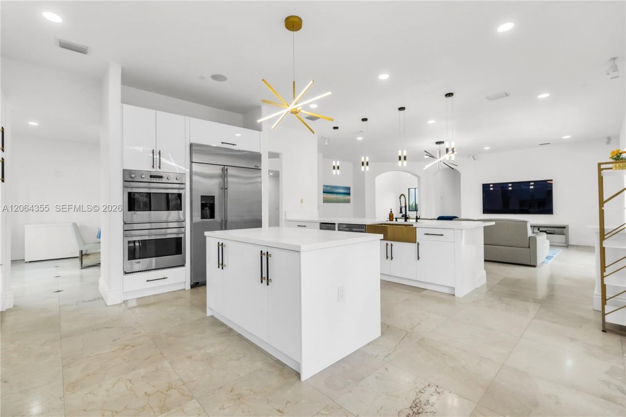 7965 SW 195th St, Cutler Bay, FL 33157 Photo