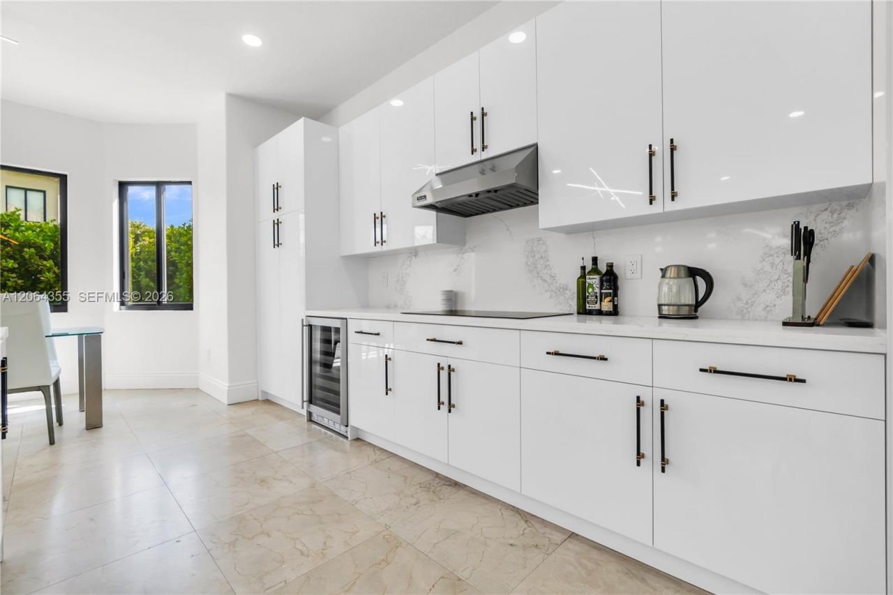 7965 SW 195th St, Cutler Bay, FL 33157 Photo