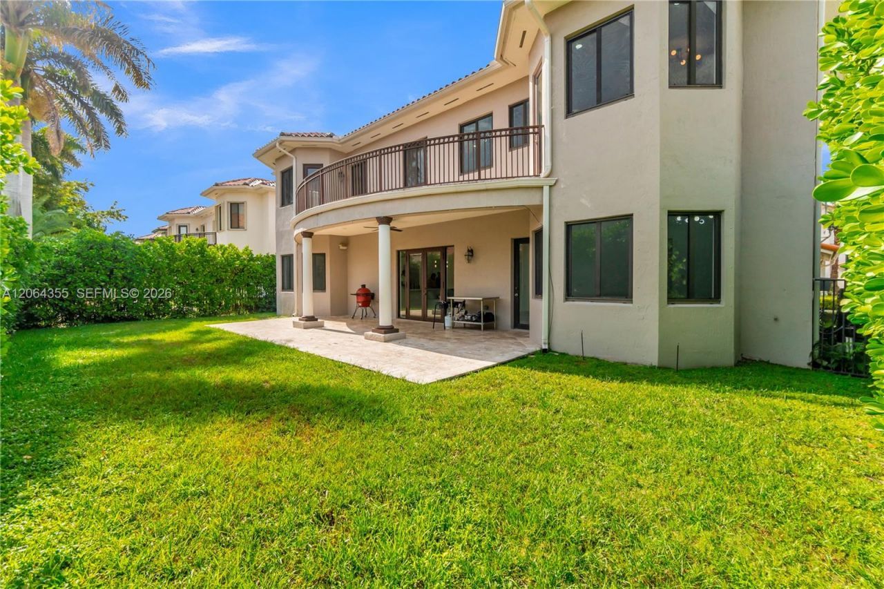 7965 SW 195th St, Cutler Bay, FL 33157 Photo