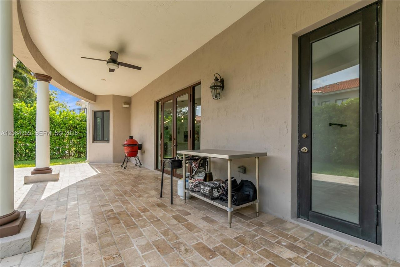 7965 SW 195th St, Cutler Bay, FL 33157 Photo