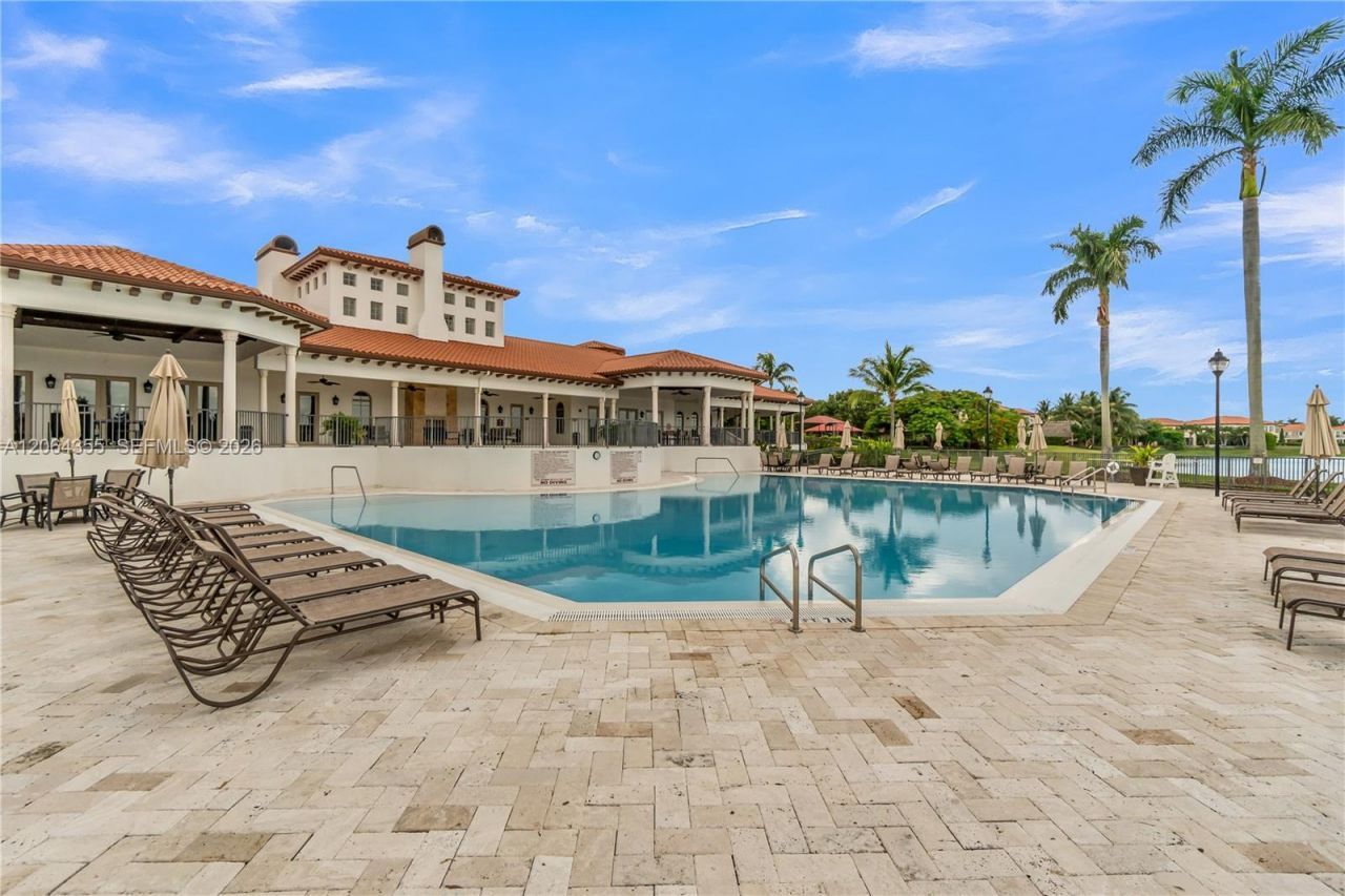 7965 SW 195th St, Cutler Bay, FL 33157 Photo