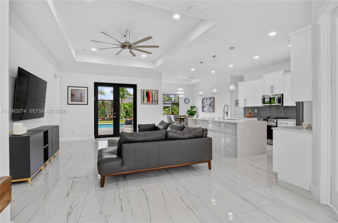 244 NW 15, Cape Coral, FL 33993 Photo
