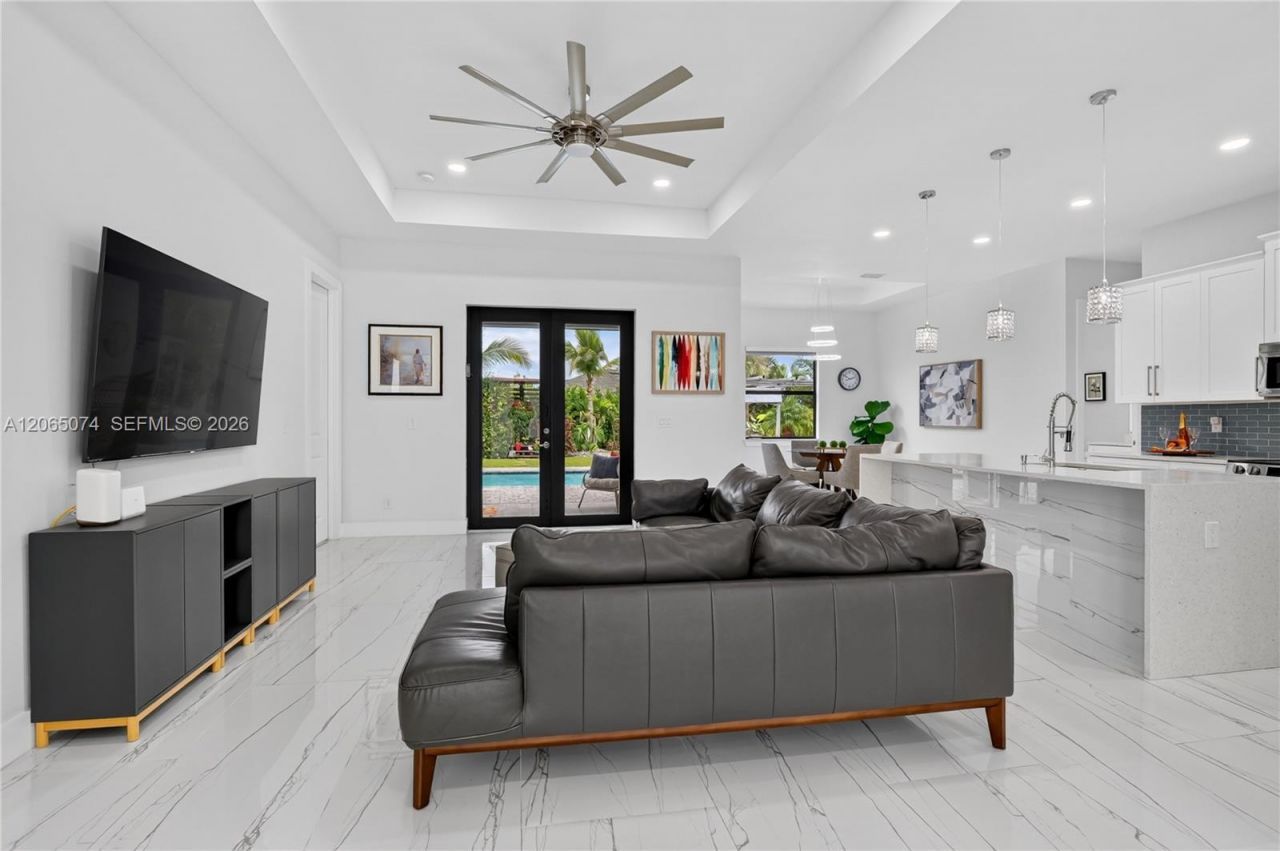 244 NW 15, Cape Coral, FL 33993 Photo