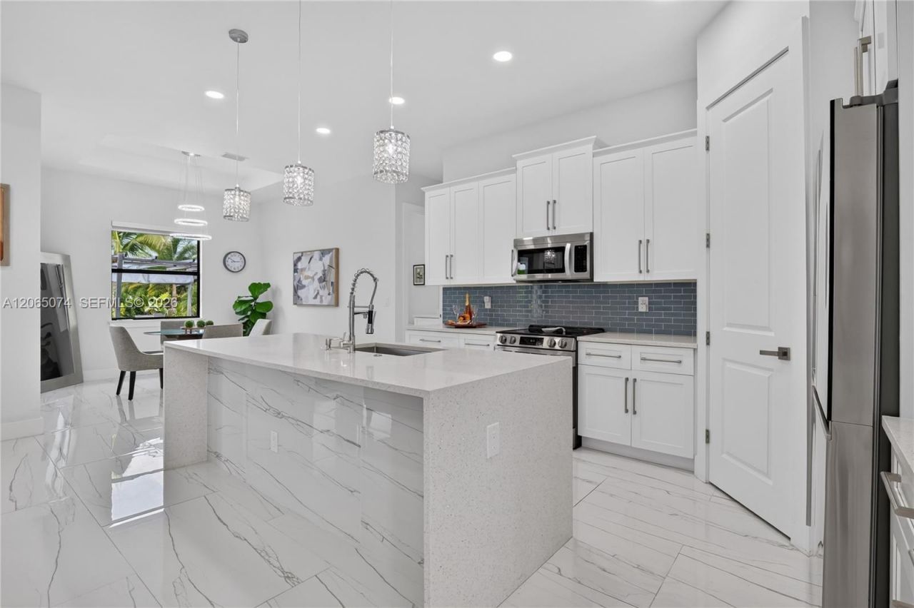 244 NW 15, Cape Coral, FL 33993 Photo