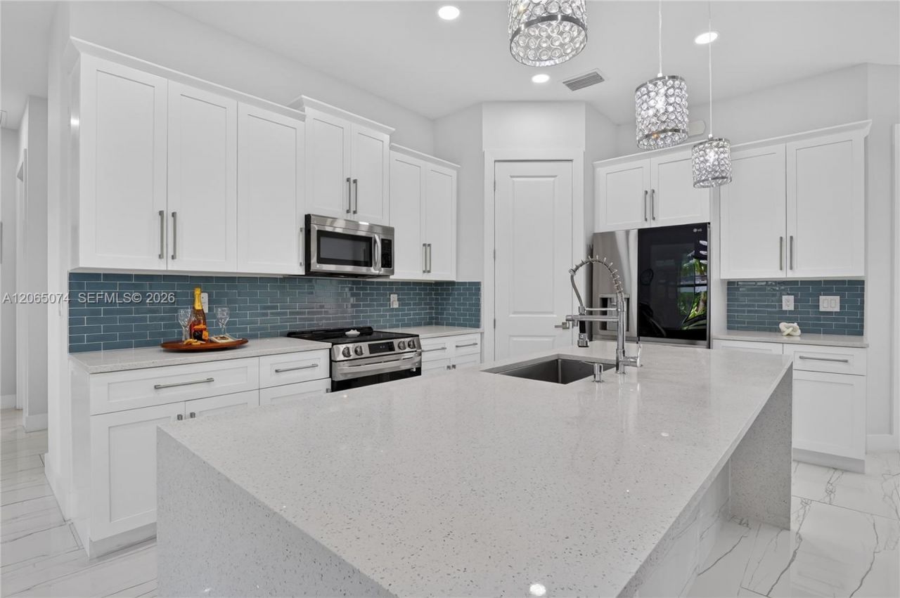 244 NW 15, Cape Coral, FL 33993 Photo