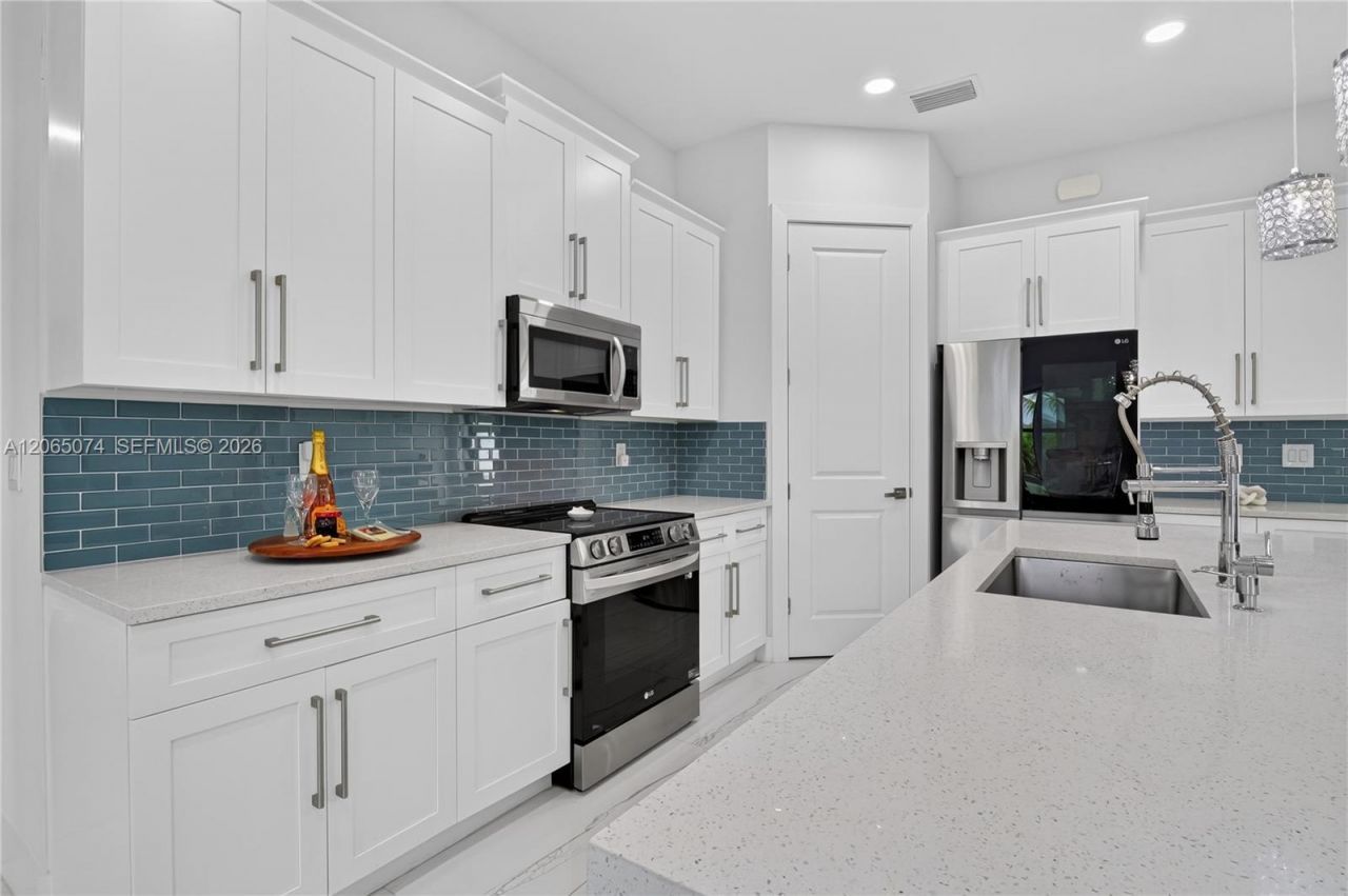 244 NW 15, Cape Coral, FL 33993 Photo