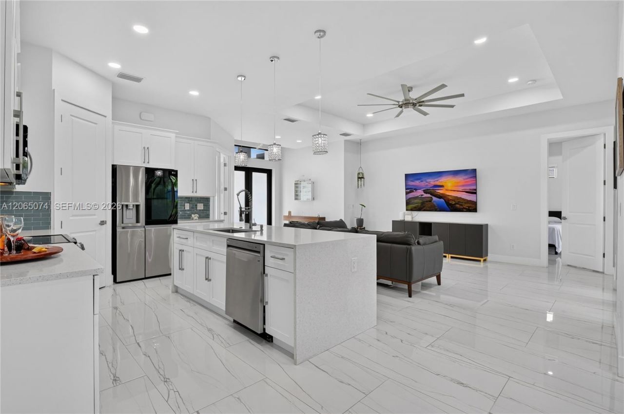 244 NW 15, Cape Coral, FL 33993 Photo