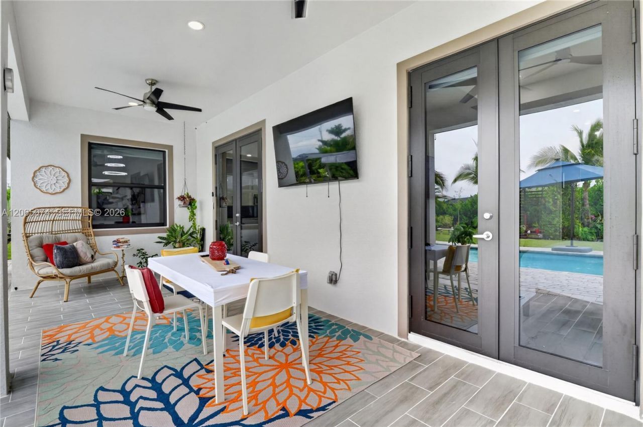 244 NW 15, Cape Coral, FL 33993 Photo