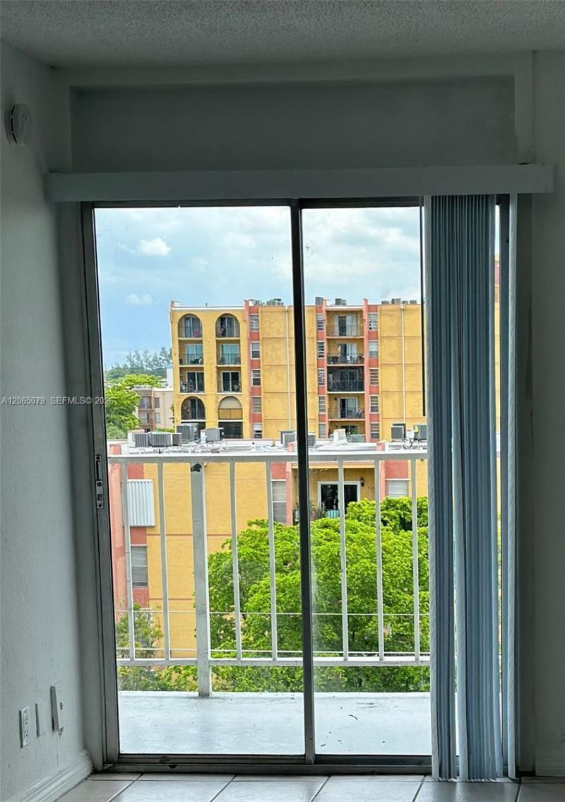 801 NW 47th Ave, Unit 608W, Miami, FL 33126 Photo