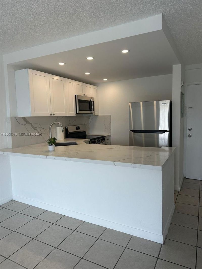801 NW 47th Ave, Unit 608W, Miami, FL 33126 Photo