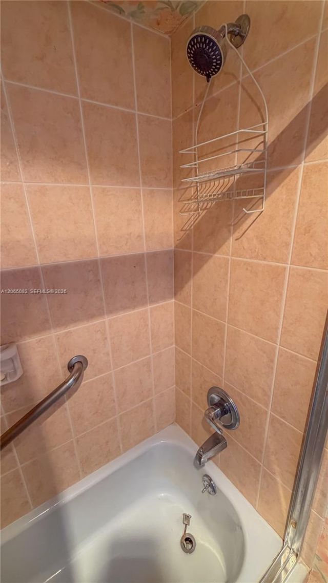230 174th St , Unit 2412, Sunny Isles Beach, FL 33160 Photo