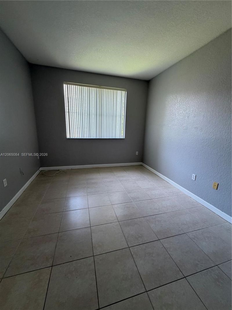 7130 NW 177th St, Unit 207-8, Hialeah, FL 33015 Photo