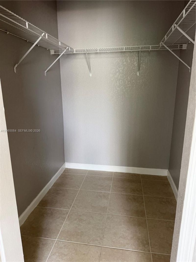7130 NW 177th St, Unit 207-8, Hialeah, FL 33015 Photo