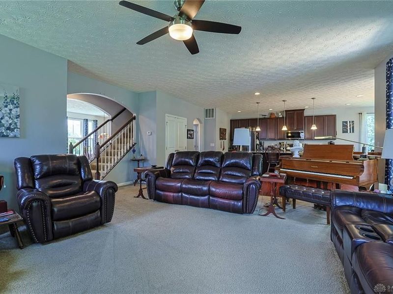 8739 Elysee Circle, Washington Township, OH 45458 Photo 9