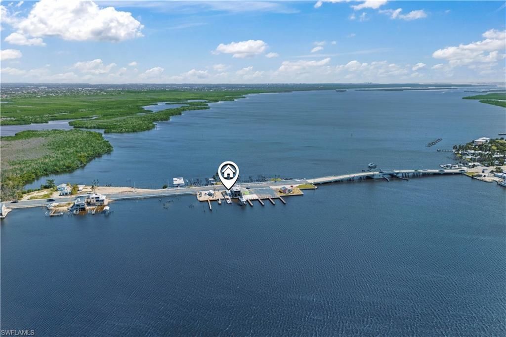 4278 Pine Island Rd Nw, Matlacha, FL 33993 Photo