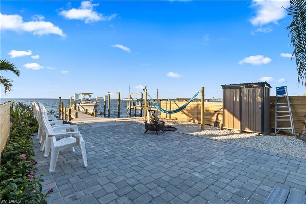 4278 Pine Island Rd Nw, Matlacha, FL 33993 Photo