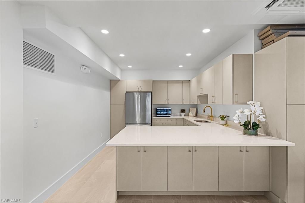 26340 Hickory Blvd , Unit 304, Bonita Springs, FL 34134 Photo