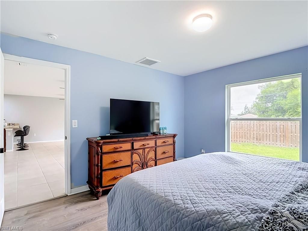 4306 NE 24th Pl , Cape Coral, FL 33909 Photo