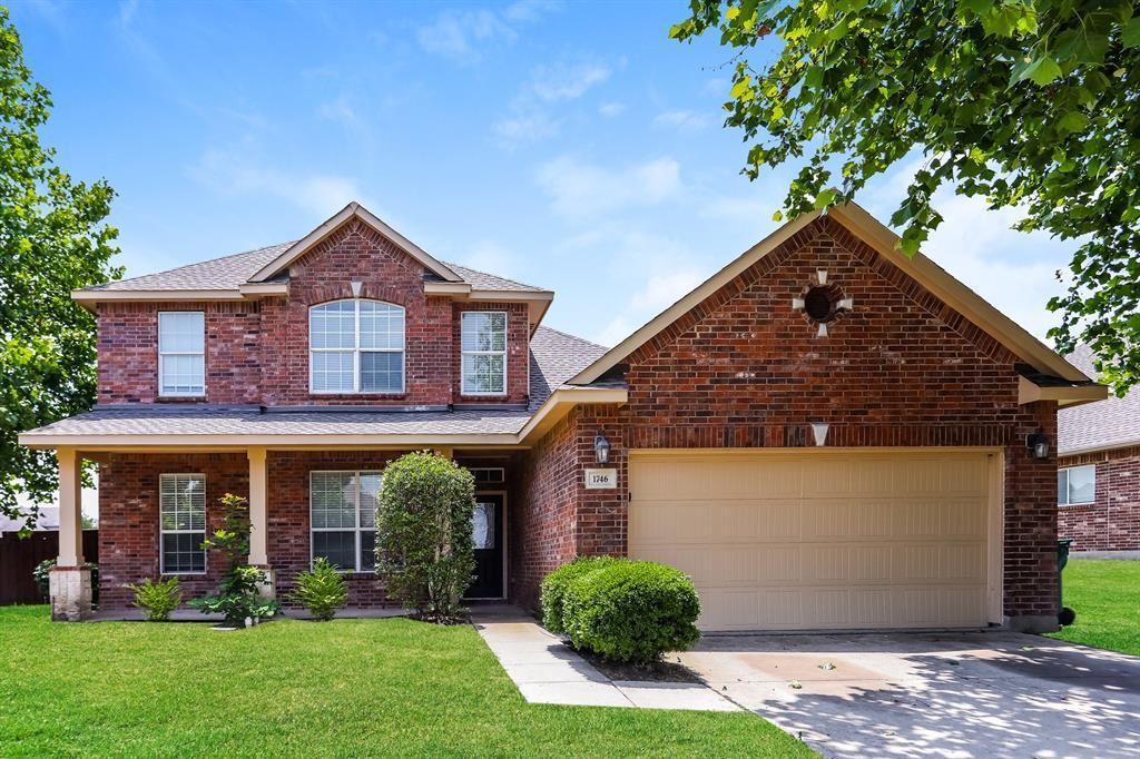1746 Summerwood Lane, Cedar Hill, TX 75104 Main Photo