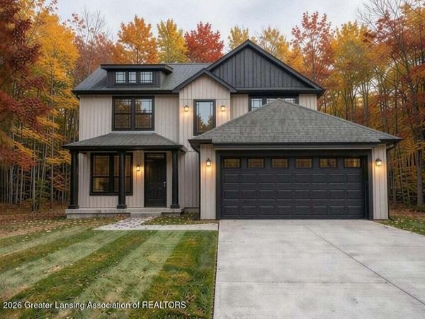 15277 Sherwood Lane, Lansing, MI 48906