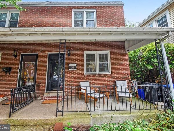 205 E 10TH AVENUE , CONSHOHOCKEN, PA 19428