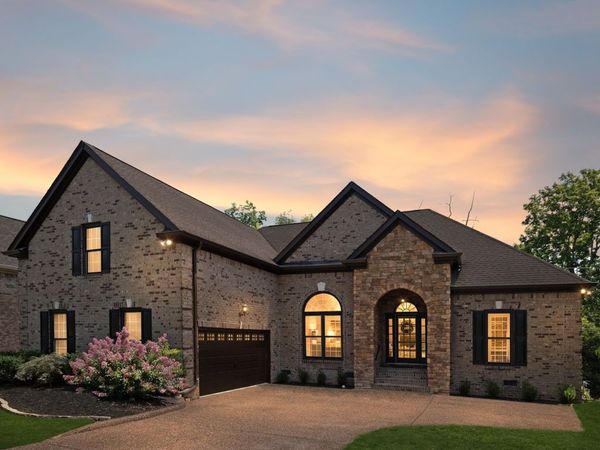 425 Caledonian Ct , Nashville, TN 37211