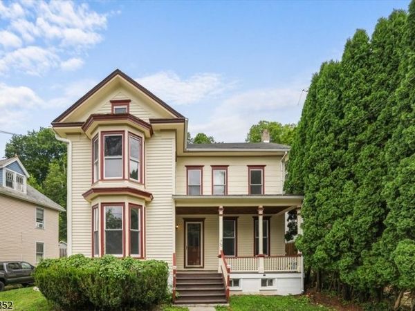 32 High Street, Blairstown, NJ 07825