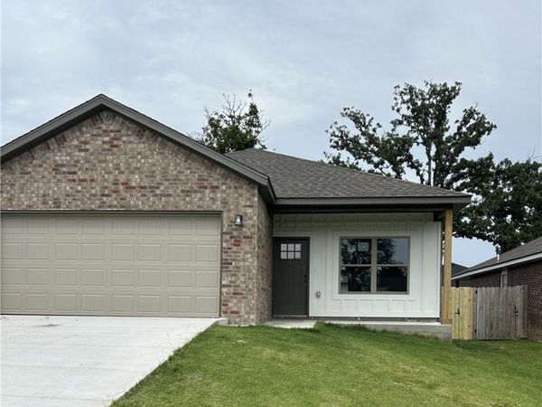 975 Snyder Springs Loop , Watts, OK 74965