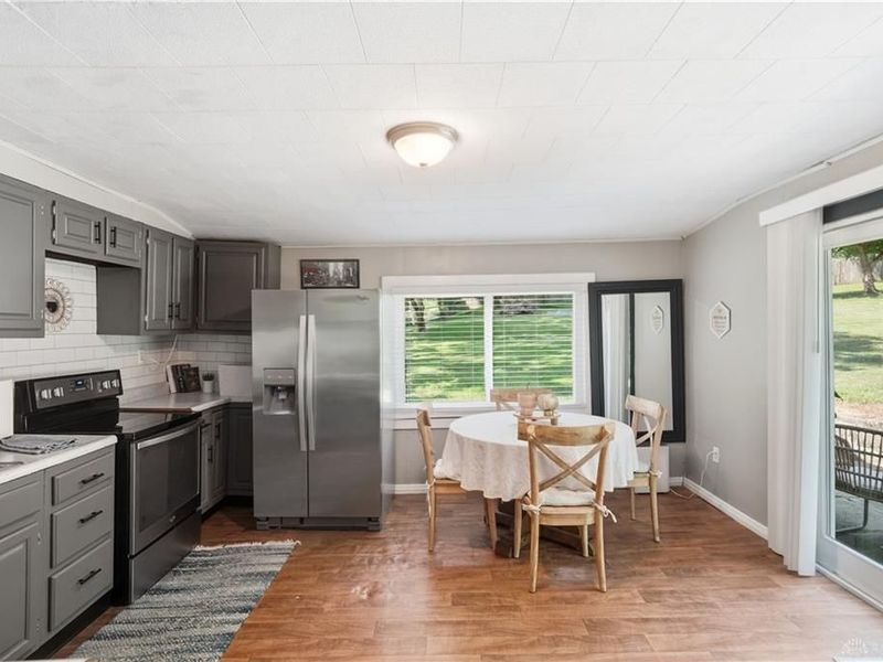 5759 Cincinnati Columbus Road, Waynesville, OH 45068 Photo 14