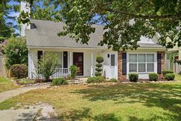 244 Corsair Street photo 4