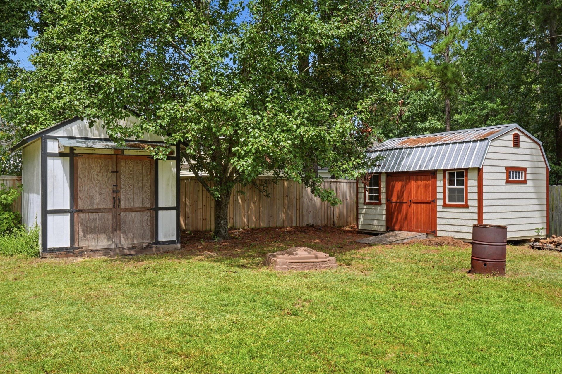 244 Corsair Street Photo 26