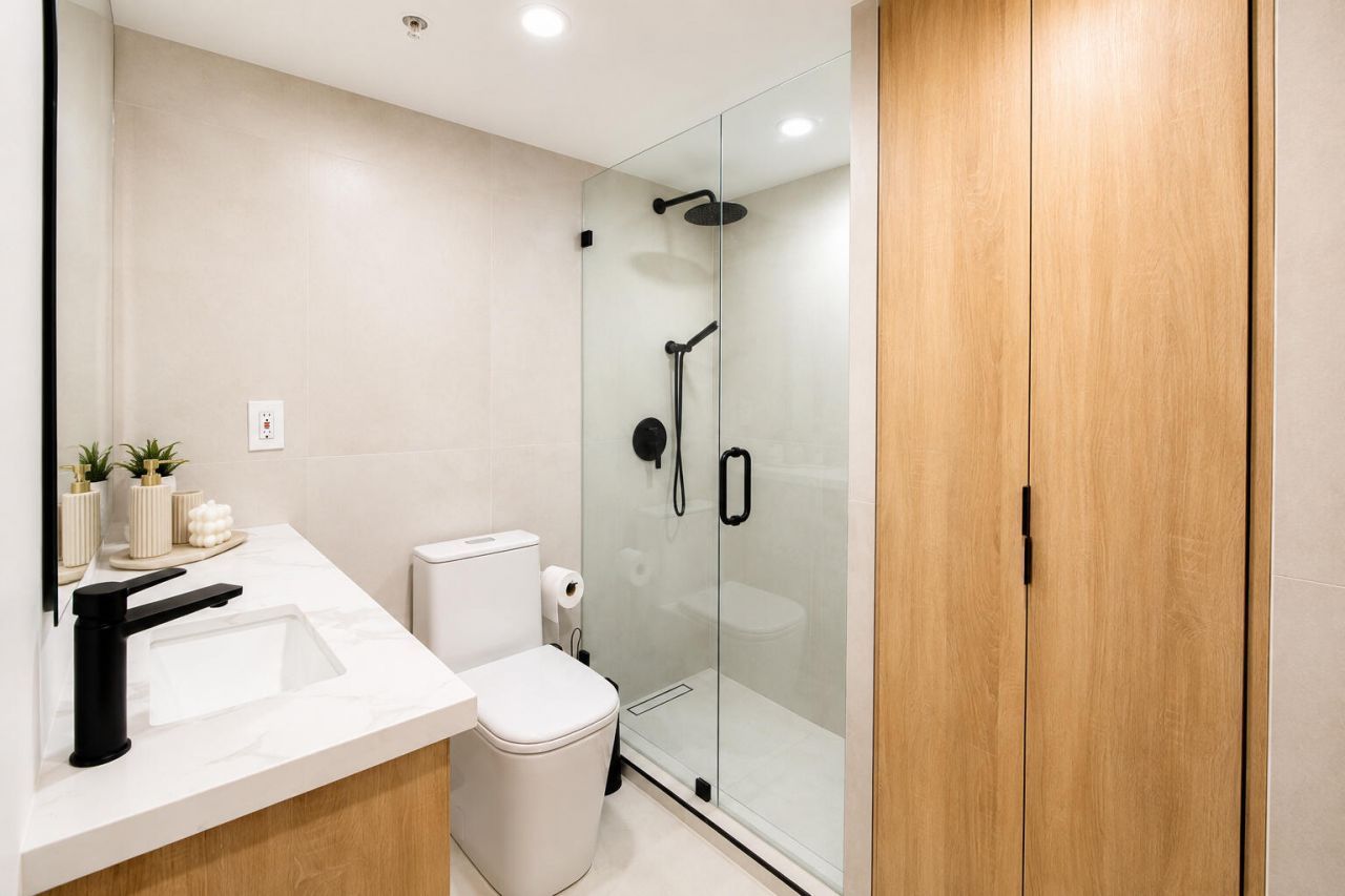 1500 Bay Road, Unit 432S, Miami Beach, FL 33139 Photo