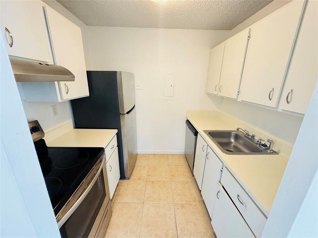1068 N Benoist Farms Road, Unit 302, West Palm Beach, FL 33411 Photo
