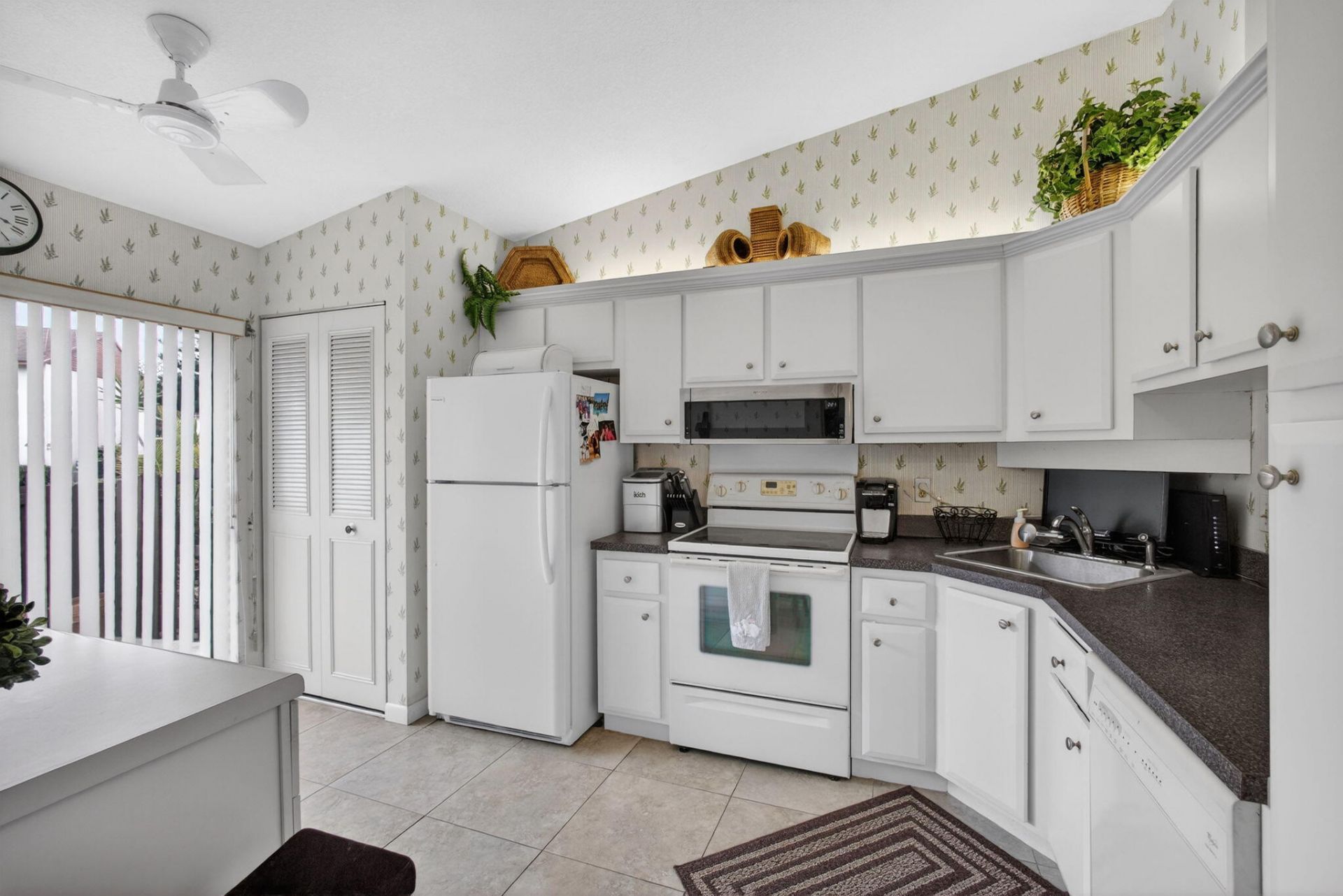 4934 Sable Pine Circle, Unit B, West Palm Beach, FL 33417 Photo
