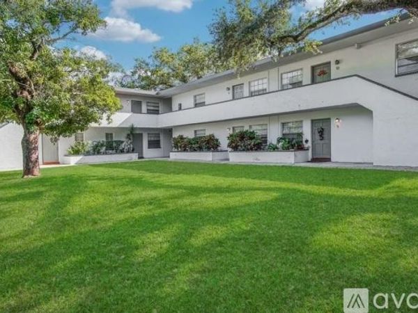1450 SW 8th Court, Fort Lauderdale, FL 33312