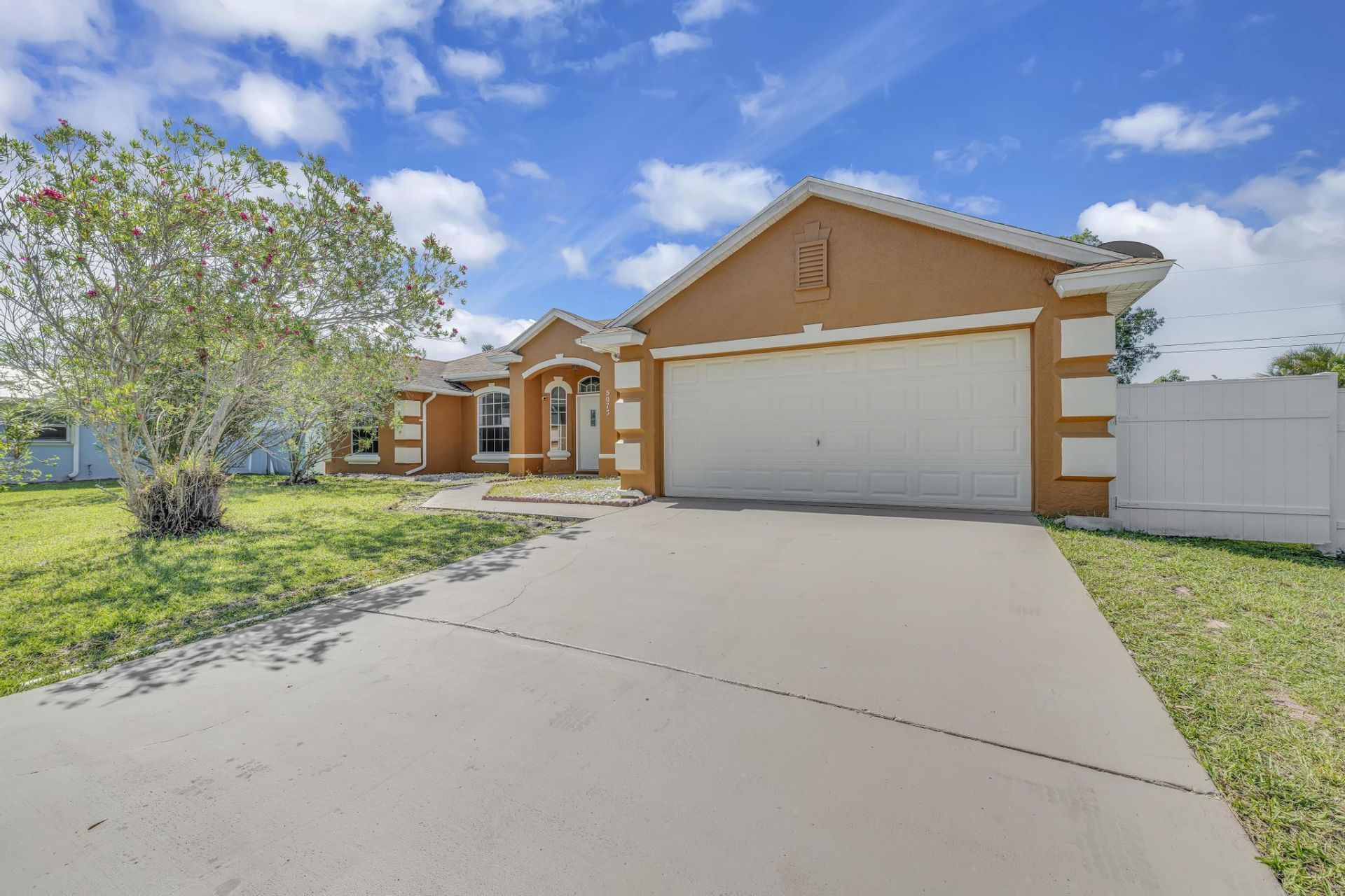 5075 NW Egret Avenue, Port Saint Lucie, FL 34983 Photo
